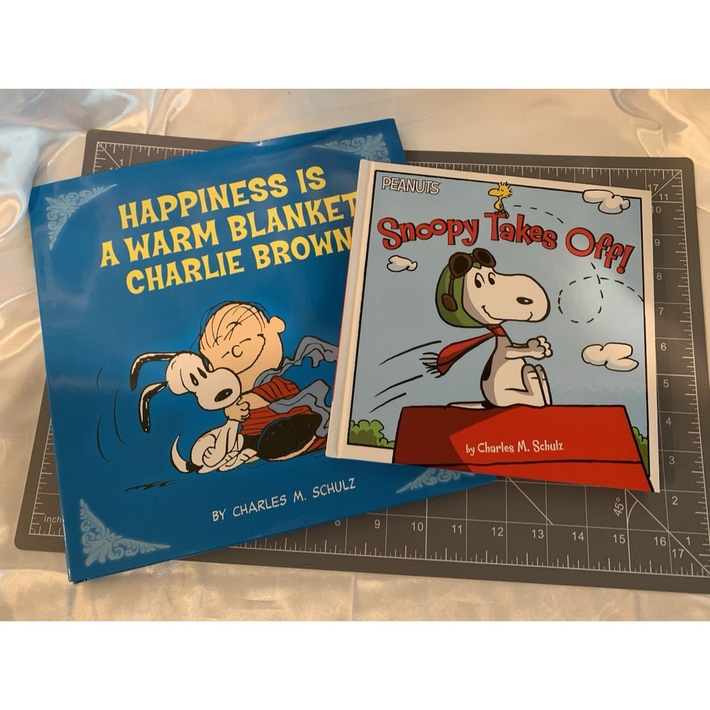 Snoopy Takes Off! Peanuts Hardcover/Happiness Is A Warm Blanket Charles Schultz